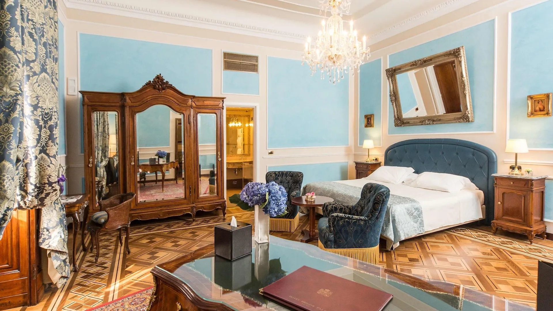 *****  Hotel Bristol Palace Genova Italien